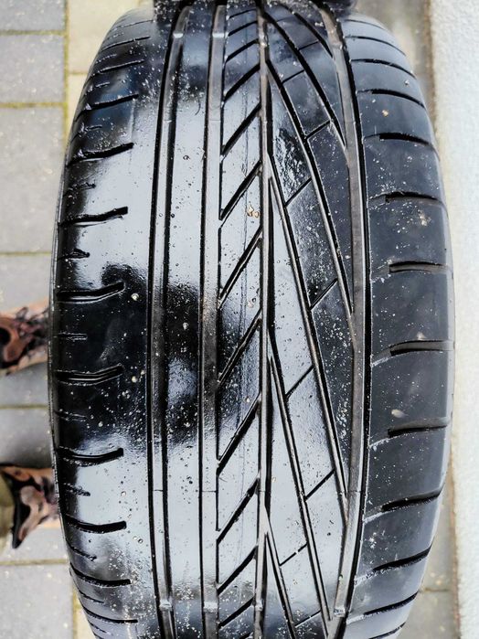 Koła na felgach aluminiowych Ford 17"
