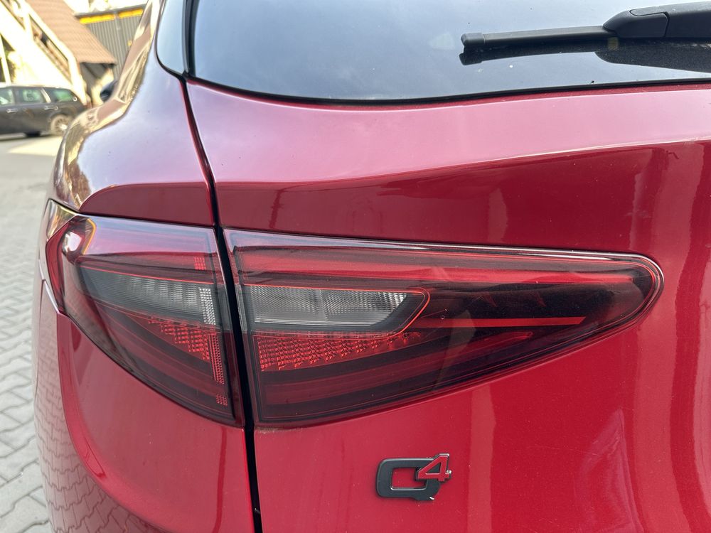 Задні фонарі (фари) комплект Alfa Romeo Stelvio Ti