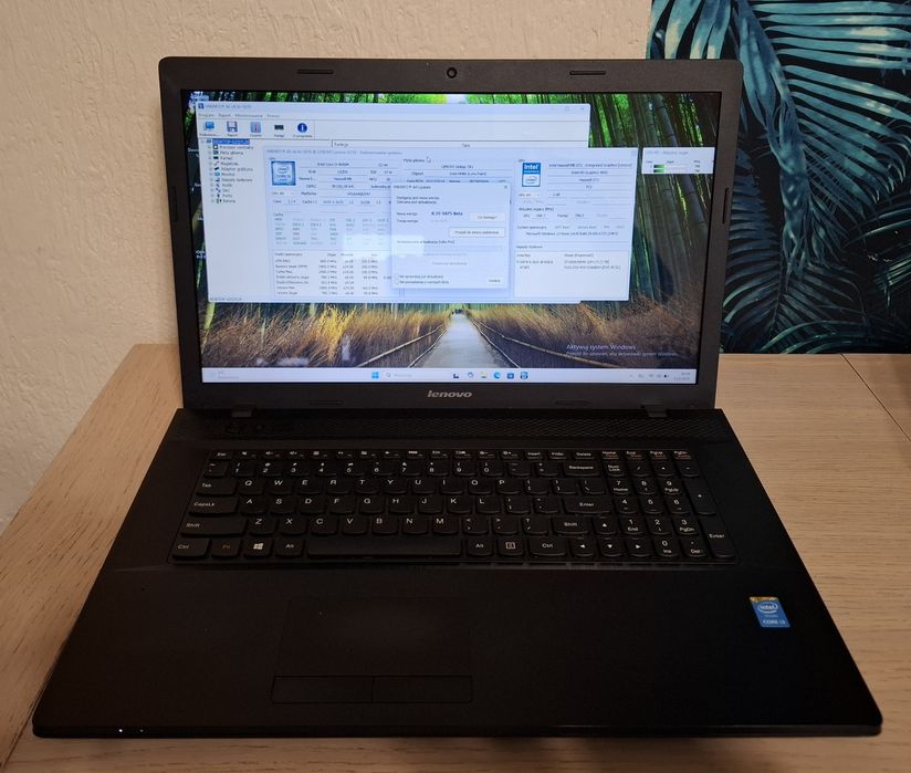 Laptop 17" Lenovo G710 i3-4000m / 8gb ddr3/1Tb