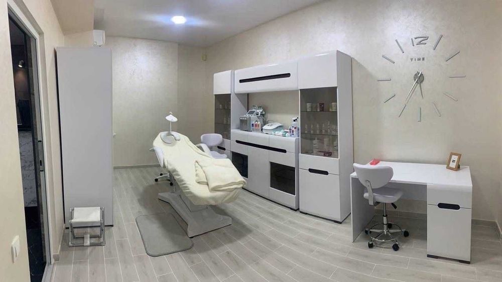 Продаж  приміщення на вул. Євгена Рихліка 11А, площа 175 кв.м