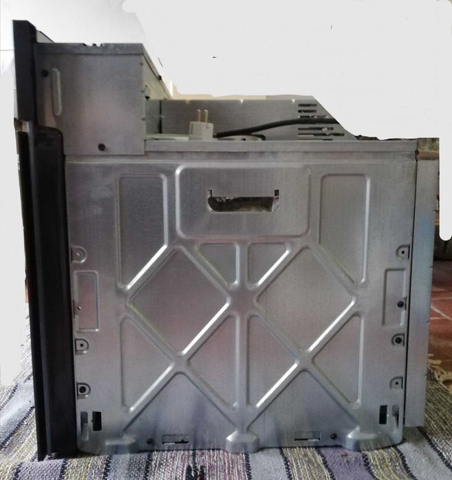 Forno Ikea preto de estilo tradicional