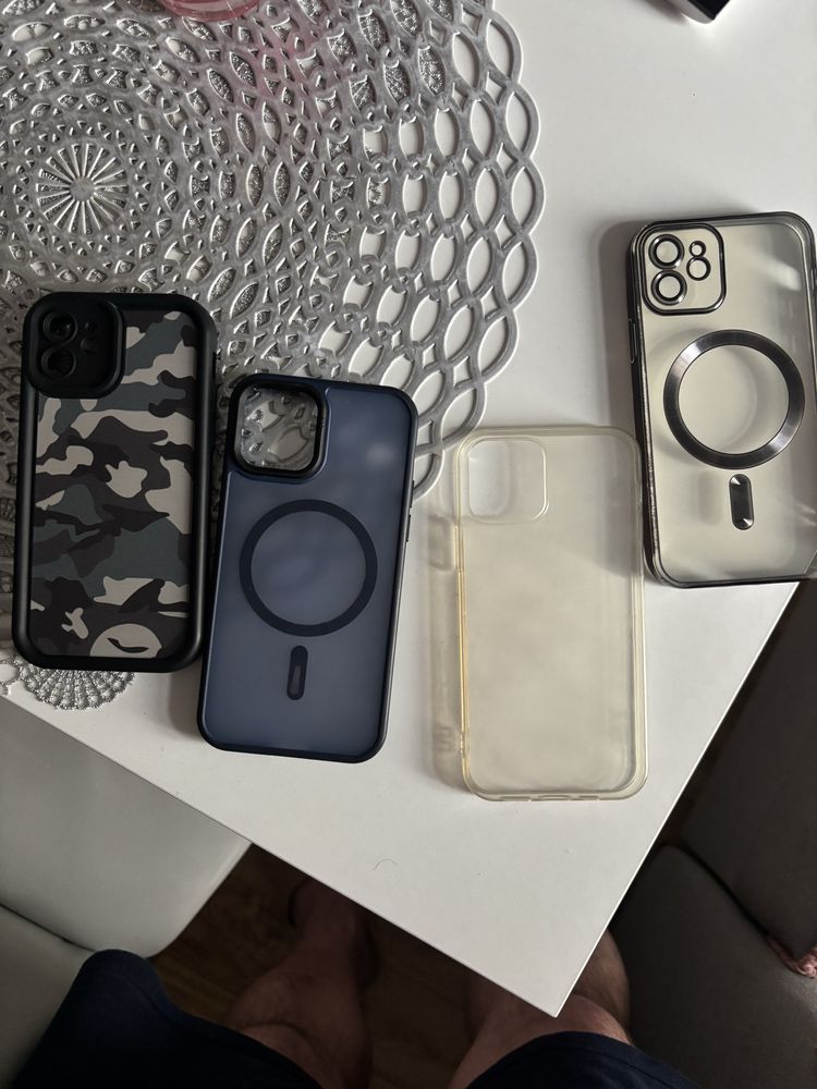 Sprzedam 4 etui do iphone 12