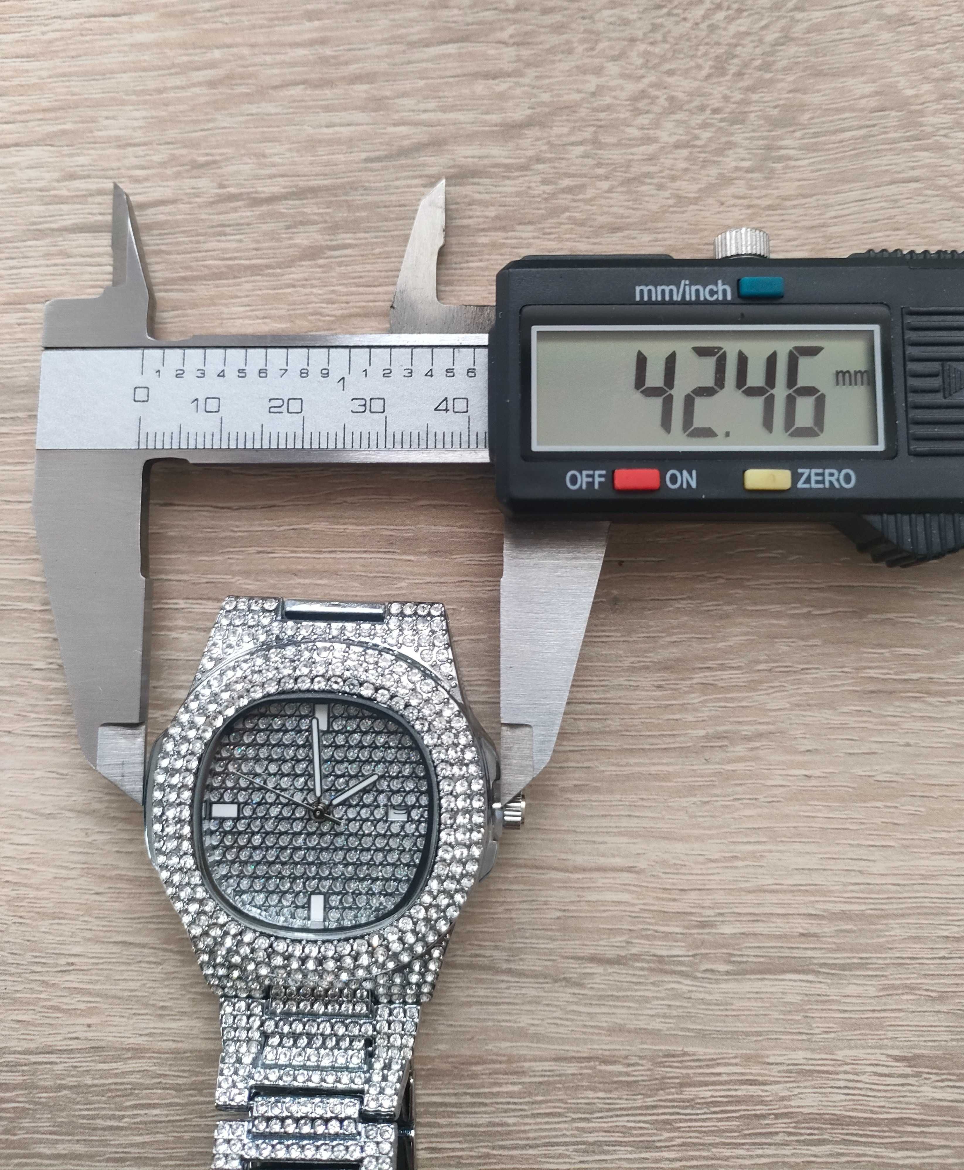 Stylowy zegarek męski jak Patek Philippe Nautilus