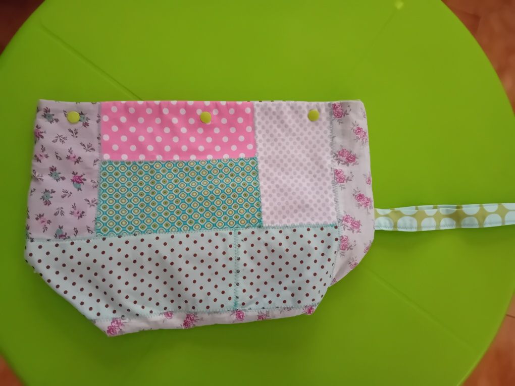 Bolsa p/roupa de bebé