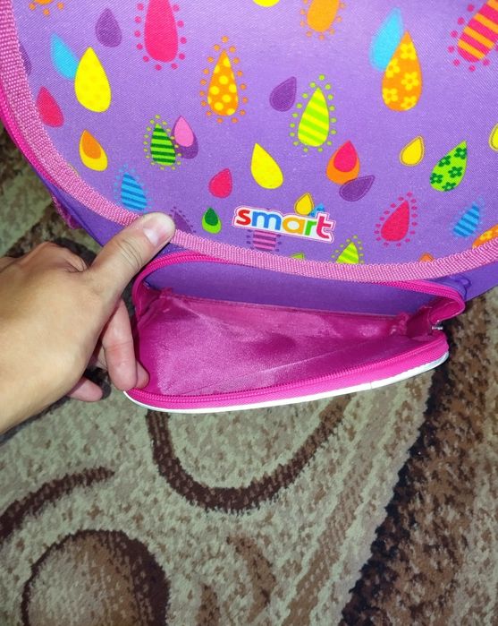 Продам шкільний портфель для дівчинки