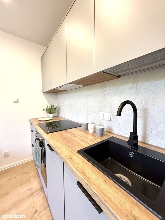 Bez prowizji - dwupokojowe mieszkanie przy A4 i DTŚ