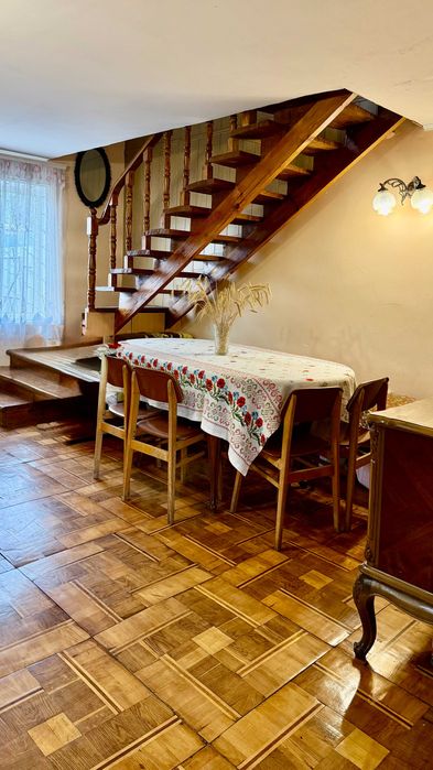 Продаж будинку в мікрорайоні Лезнево