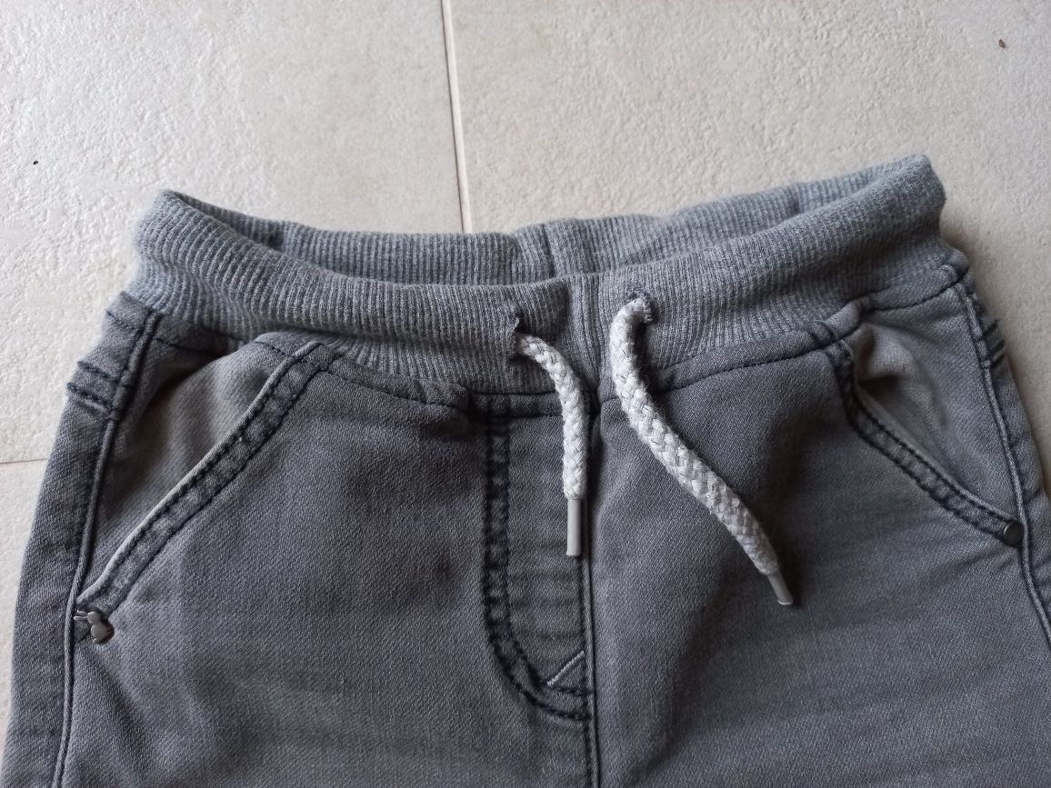 Szare spodnie dżinsy jeansy Next 98 2-3 lata