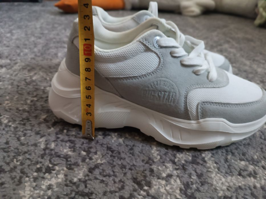 Кросівки снікерси