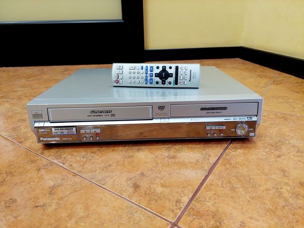 Рекордер Panasonic DMR-E75V DVD/VHS комбинирований