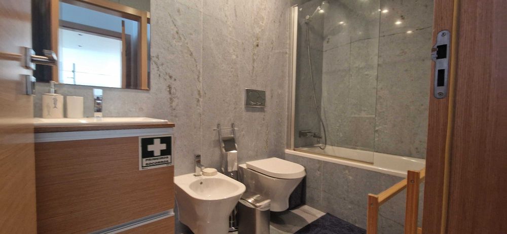 Apartamento T2 com piscina para férias em São Martinho do Porto