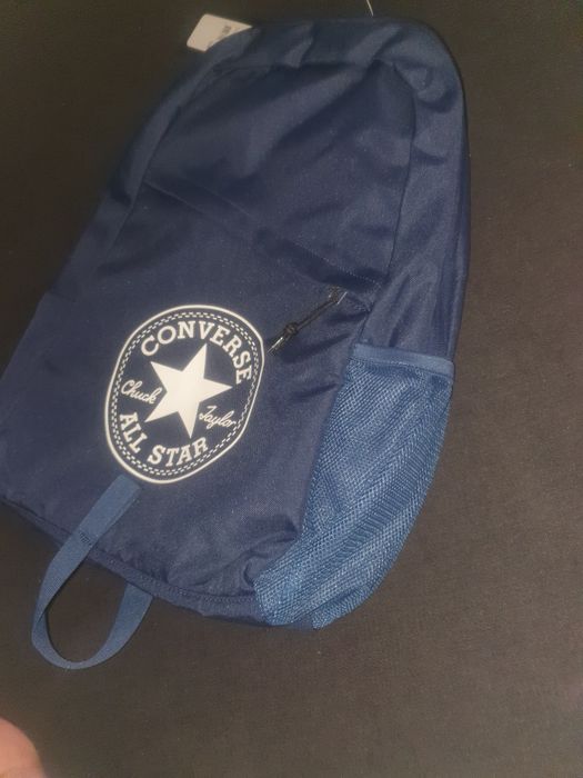 Nowy plecak Converse z piórnikiem