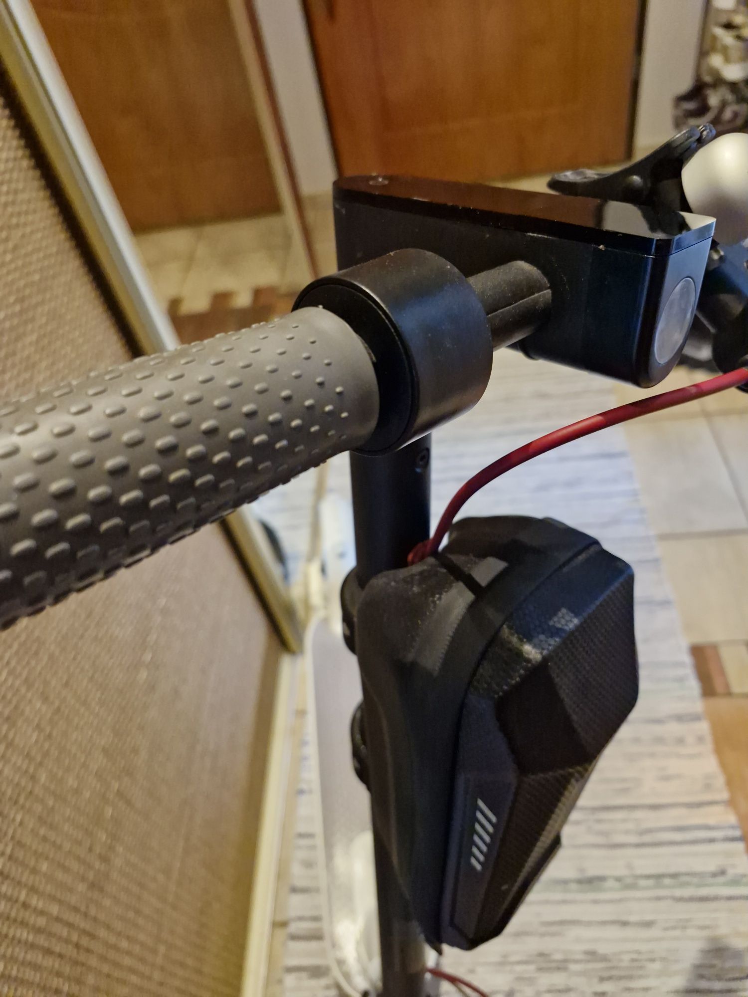 Hulajnoga elektryczna. Xiaomi