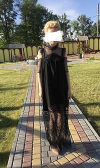 Сукня чорна з кружевом