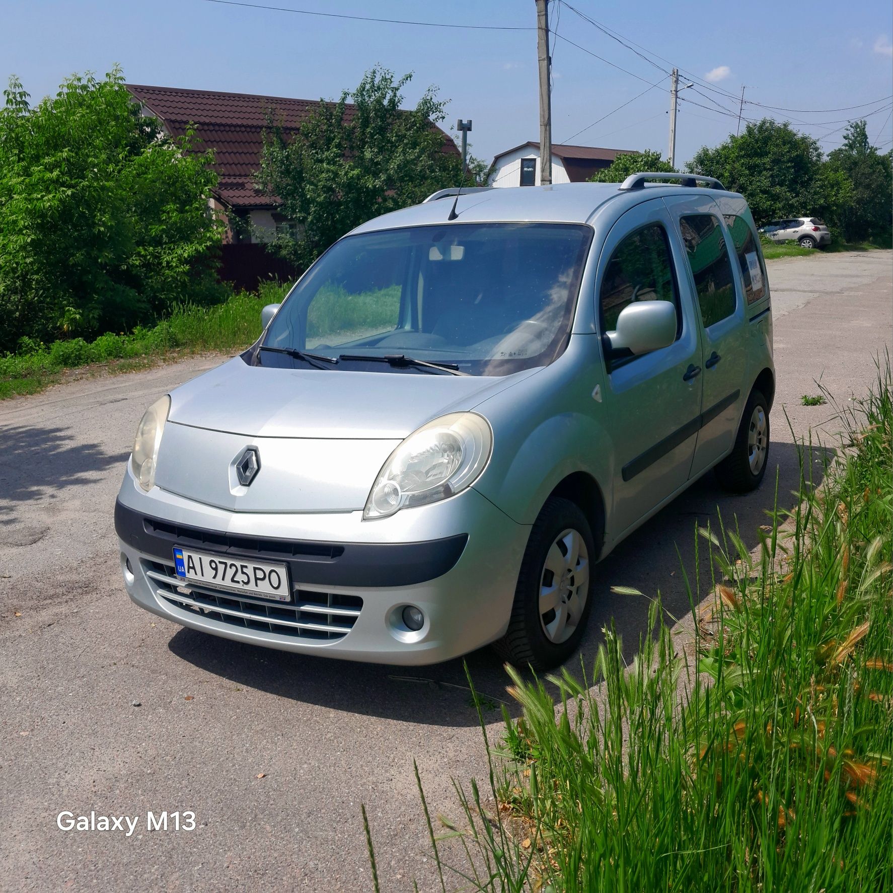 Продаю RENAULT КANGOO 2008г (пассажир) газ/бензин,  мотор 1,6л