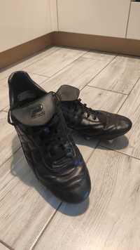 Buty piłkarskie skórzany Patrick rozmiar 45-46(30,5 cm)