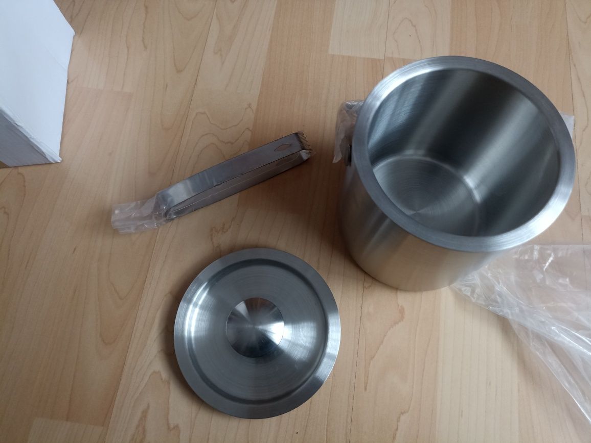 Nowy lodowy pojemnik 1,3 l