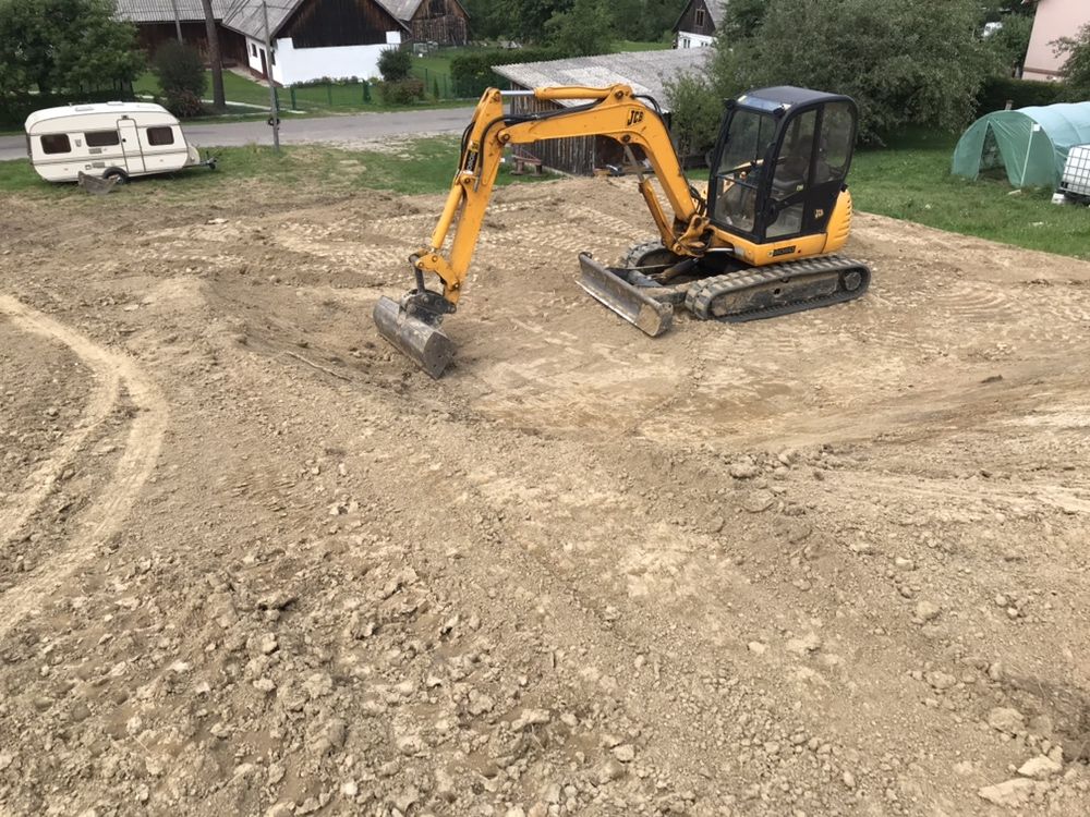 usługi koparka minikoparka i spycharka ,roboty prace ziemne bieszczady