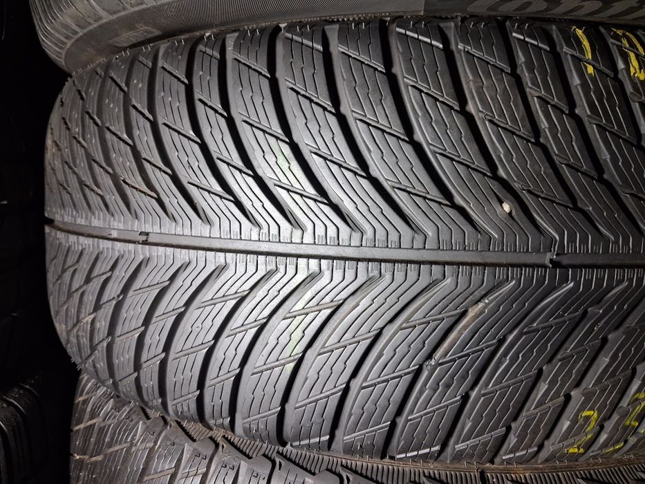 235/45 R 18 Michelin Pilot Alpin 5 шини б/в зима КОМПЛЕКТ
