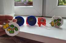 Kinder Joy zapinki zawieszki