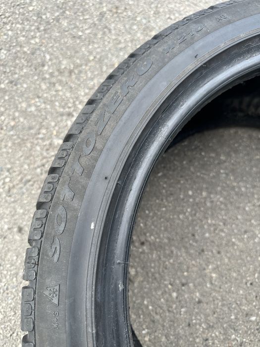 Шини 225 45 18 95H Pirelli Sottozero W210 пара