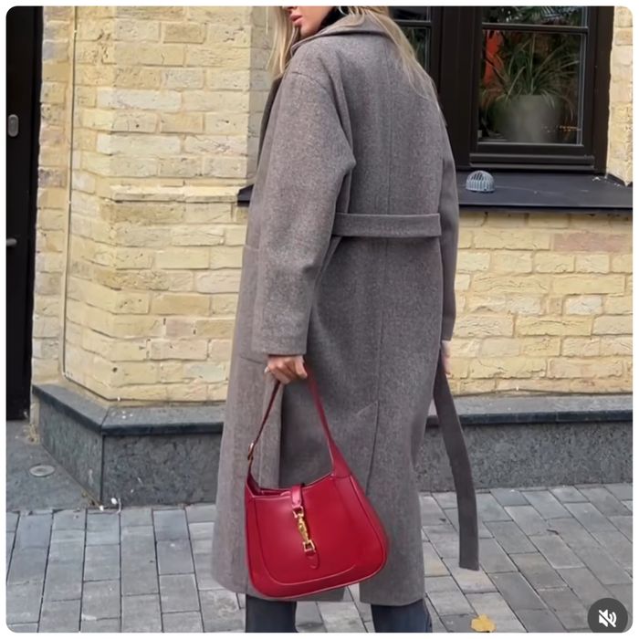 утеплене жіноче пальто кокон