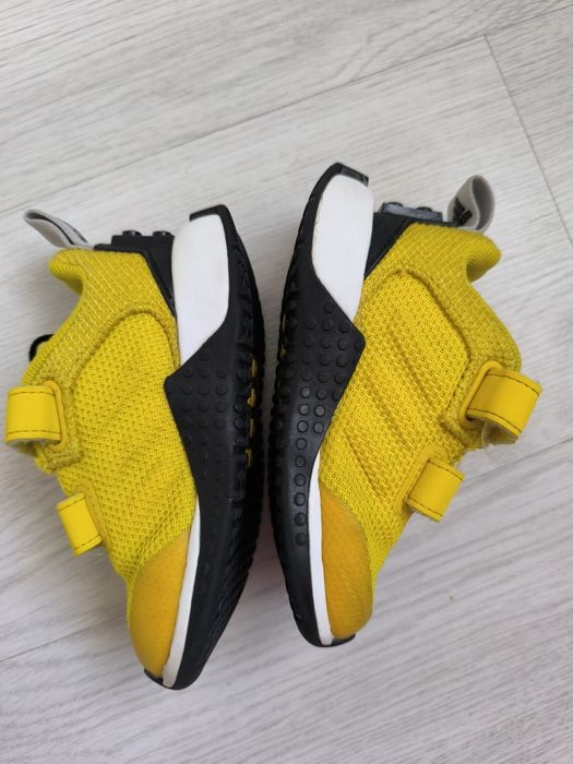 Кросівки адідас, кросовки Адидас, Adidas