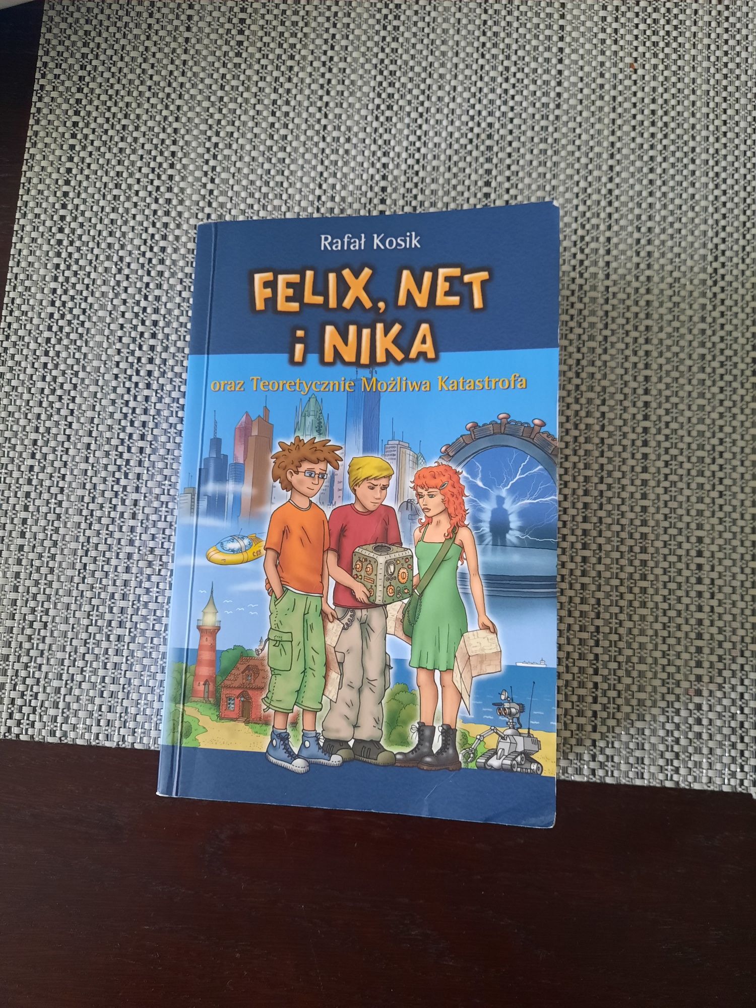 Książka Felix Net I Nika oraz Teoretycznie możliwa katastrofa