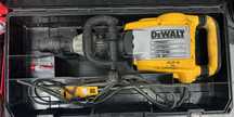 Młot wyburzeniowy DeWALT D25901 -QS Walizka