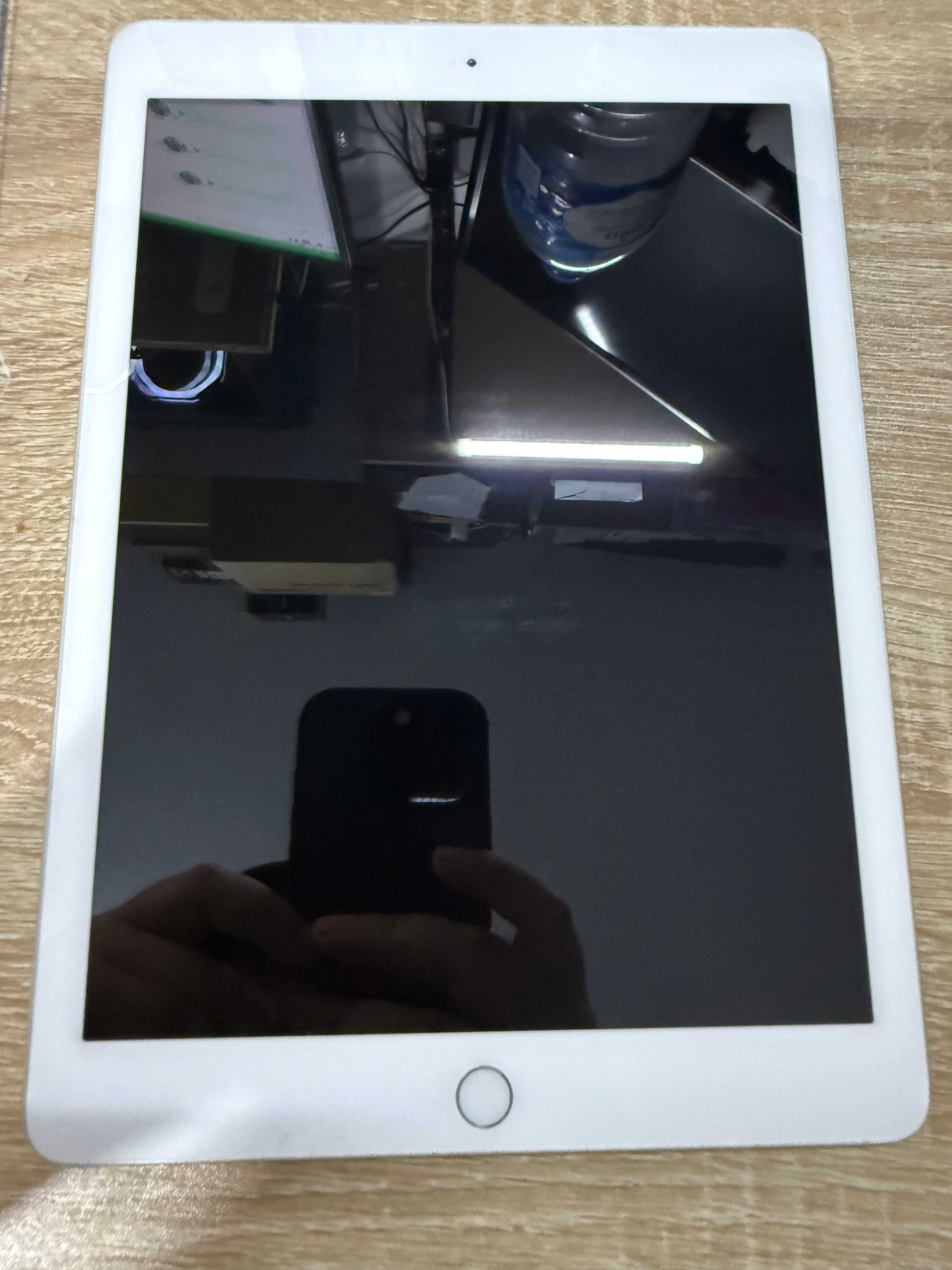 iPad 6ª Geração Wi-Fi – 32 GB – Excelente Estado