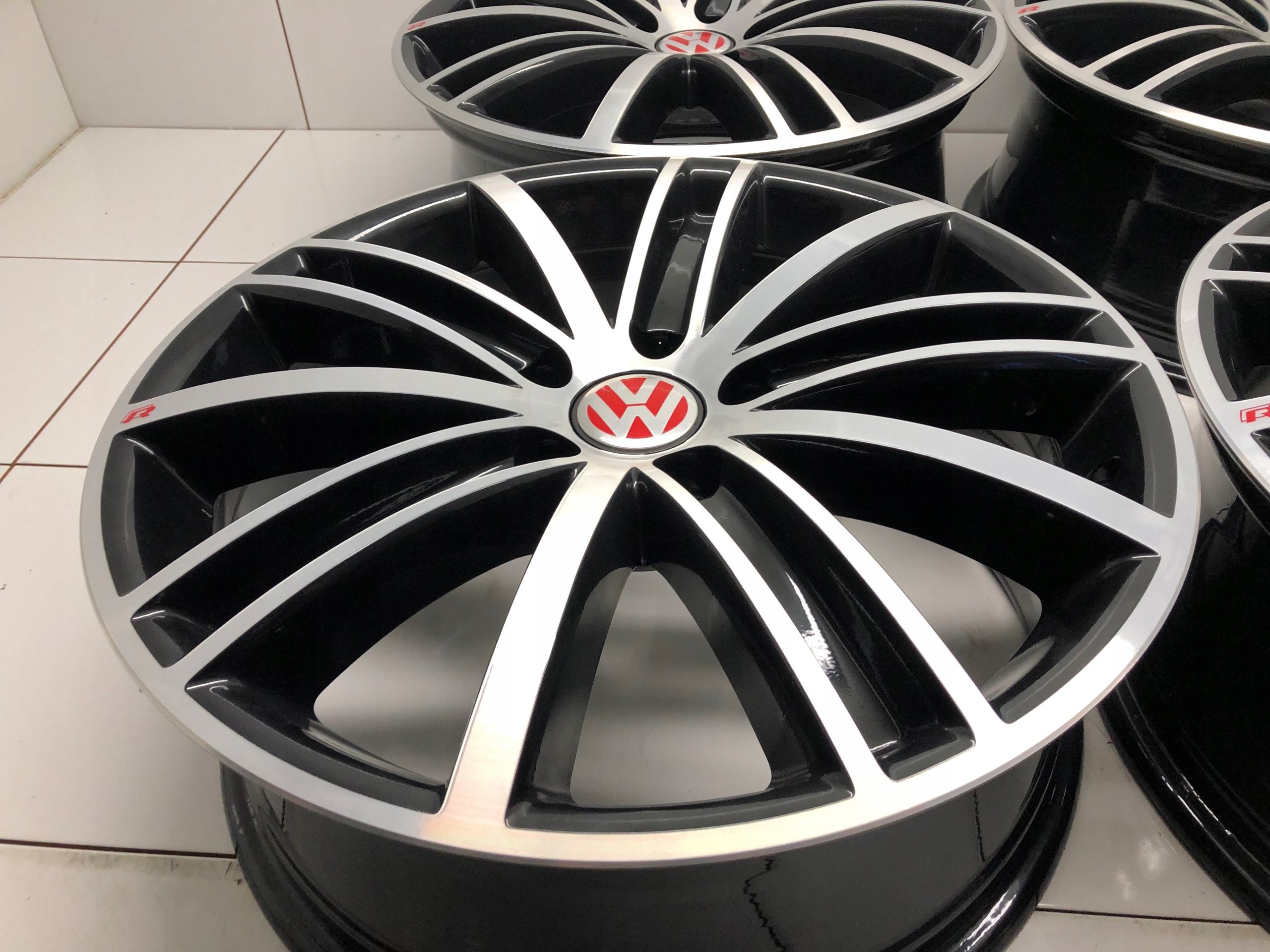 Felgi 18 VW Tiguan Multivan T5 T6 r Line Idealne