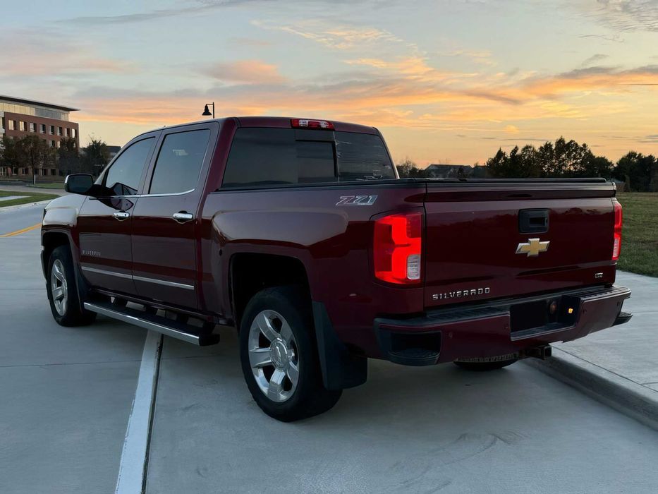 Chevrolet Silverado      2017