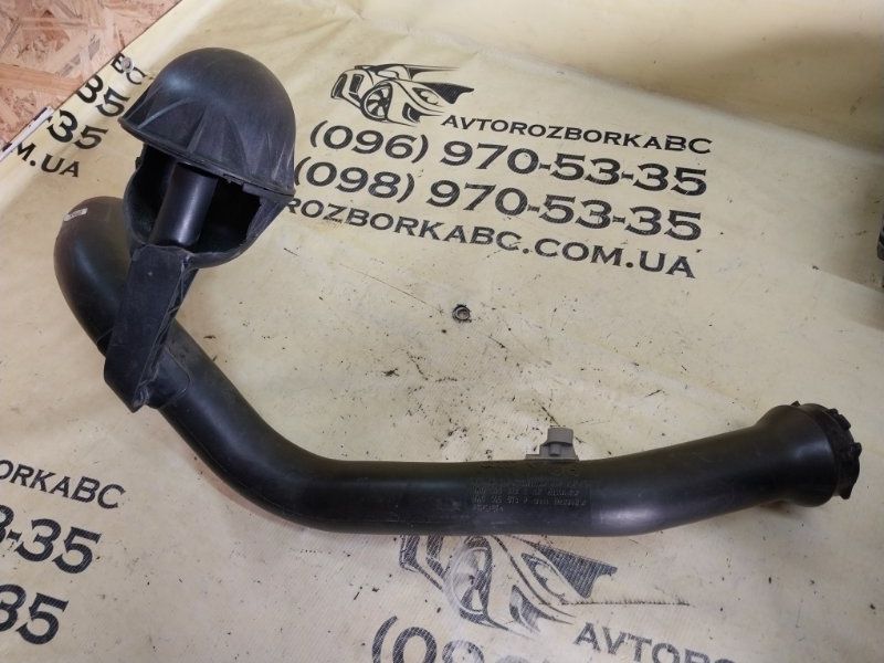 Патрубок интеркулера Audi A5 2019