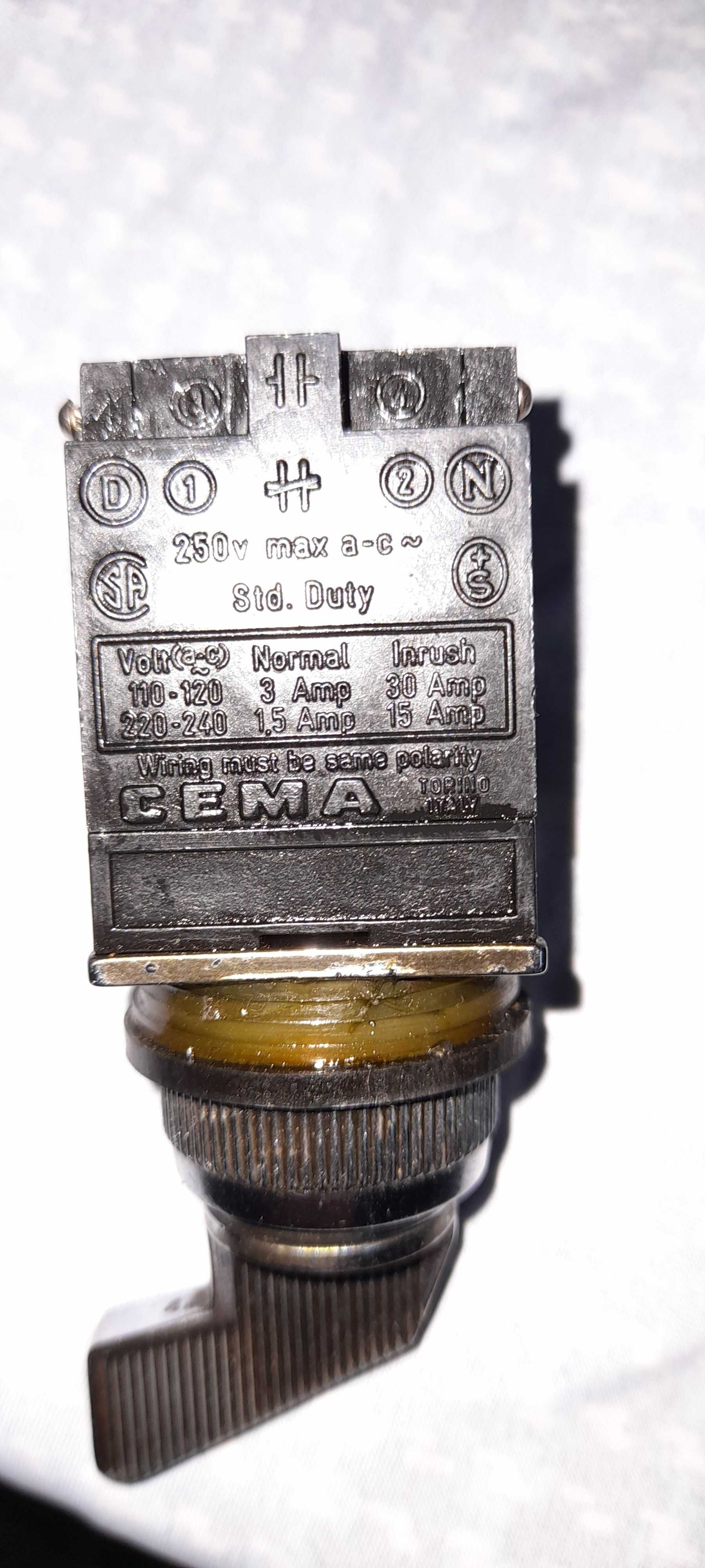 Przełącznik tablicowy,wyłącznik główny FT22
