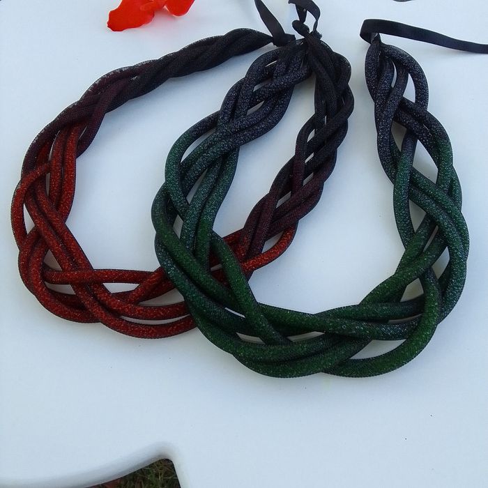 Кольє,ґердани,вироби з бісеру