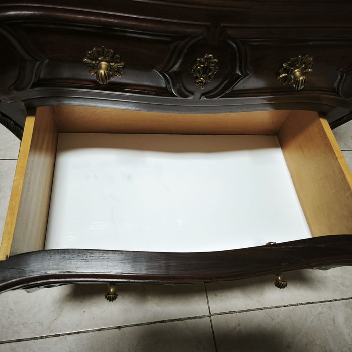 Mesinhas de Cabeceira em Pau Santo