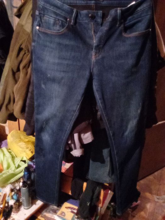 Продам новые джинсы