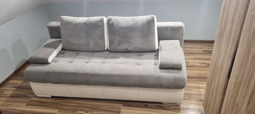 Kanapa rozkładana na sprzedaż