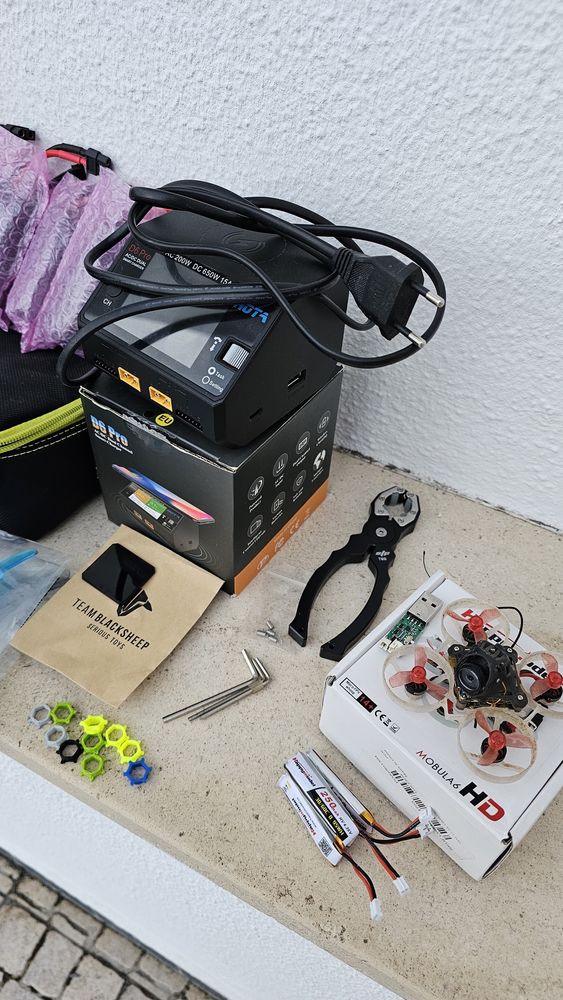 Kit Completo 2 Drones FPV, Comando e Óculos