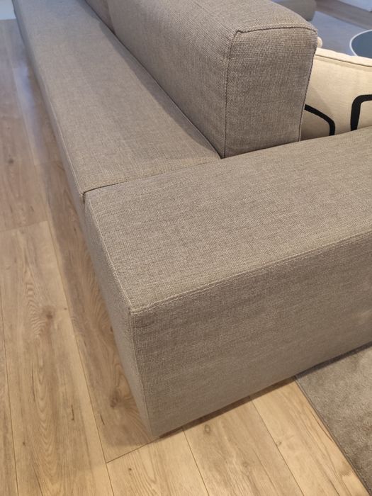 Sofá cinza Laskasas - impermeável com 3 lugares