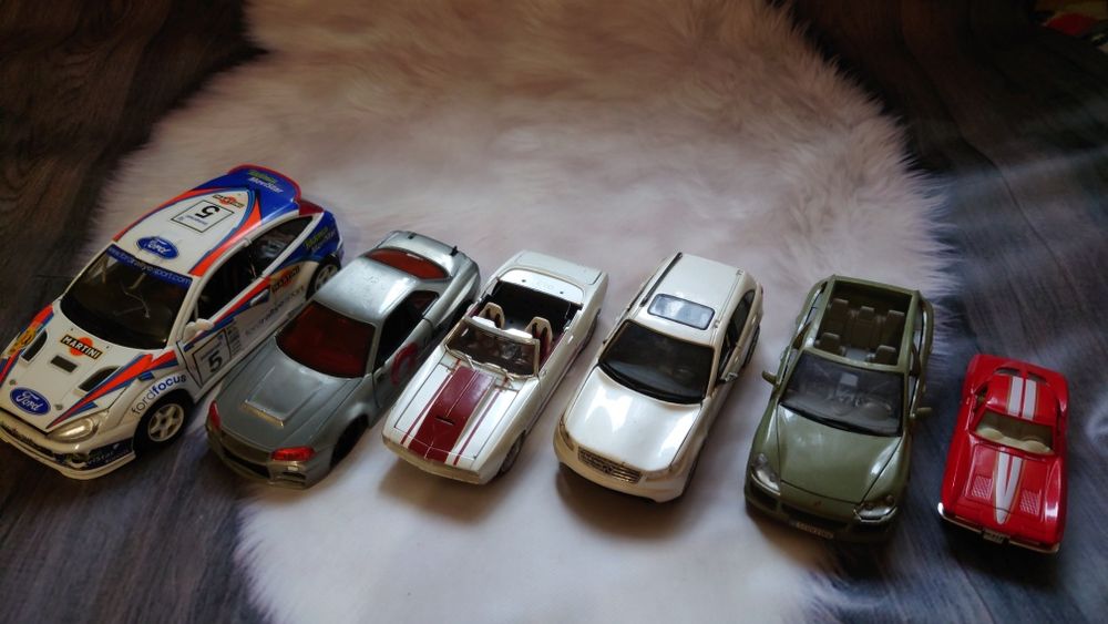 1/24 1/32 1/18Коллекцыонные автомодели.Maisto.Burago.Welly.Sunny Side