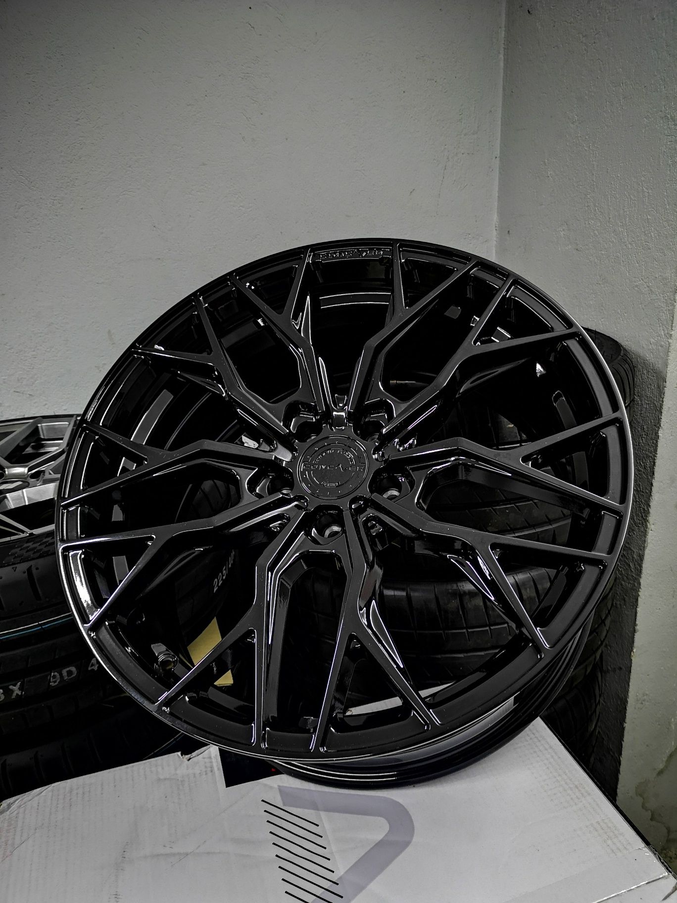 Okazja! Felgi Concaver CVR1 19" 8,5J ET35 5x112 Audi A3 A4