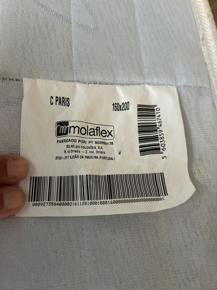Cama MALM cor castanho avela