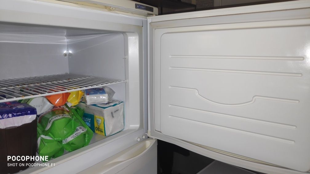 Холодильник АТЛАНТ 2009 г.в.  б/у 500 грн