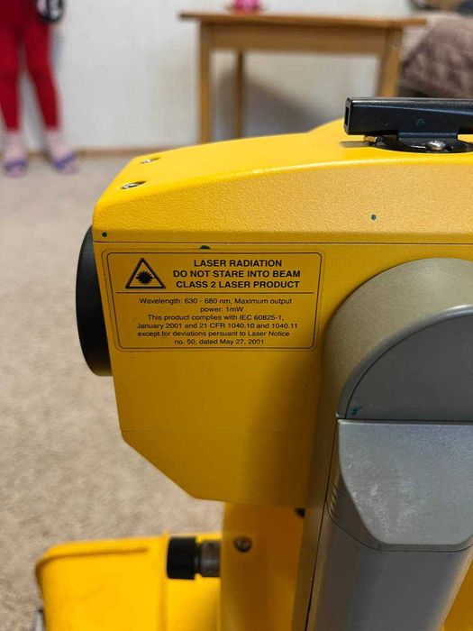 Теодолит/Тахеометр электронный Trimble 3305 DR