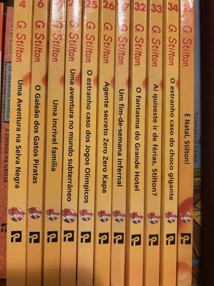 11 livros da coleçao G Stilton