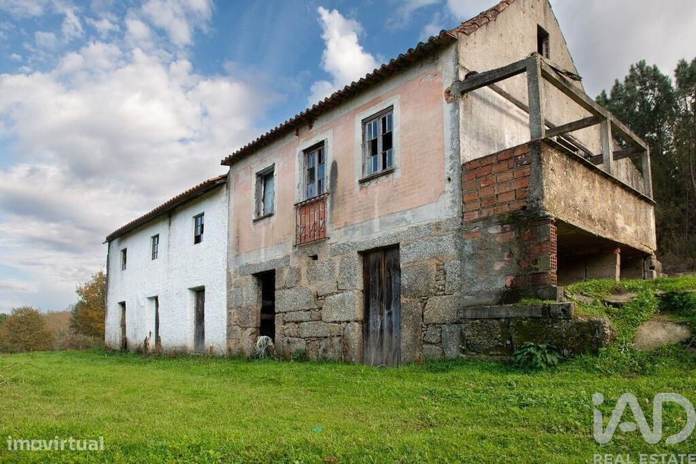 Casa / Villa T3 em Espariz e Sinde de 112,00 m2