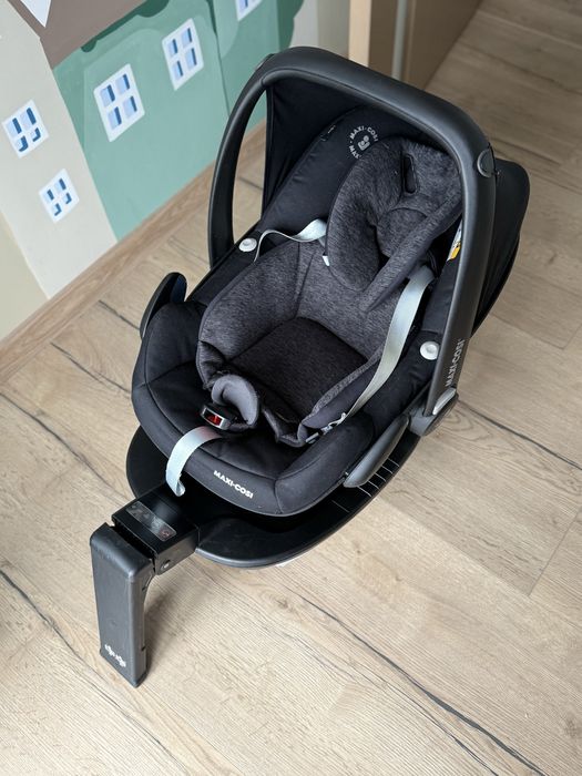 Baza FamilyFix MaxiCosi, Nosidełko PebblePro, Fotelik PearlPro2