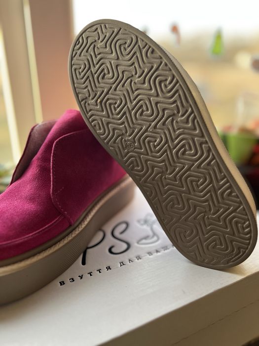 НОВІ Демі ботінки