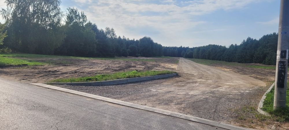 Działka uzbrojona z decyzją zabudowy w Lipiu k Starachowic